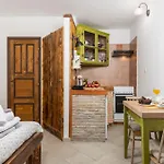 Anamaria Rustic 홈스테이 *