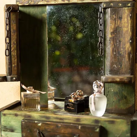 Anamaria Rustic