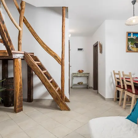 Homestay Anamaria Rustic *
